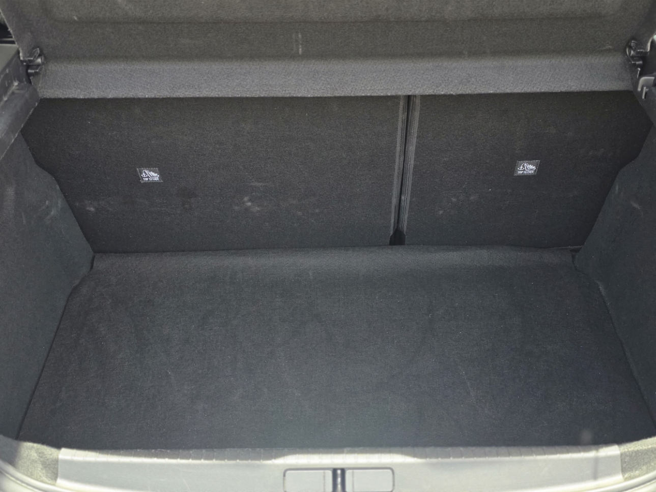 
								Opel Corsa 1.5 100cv full									