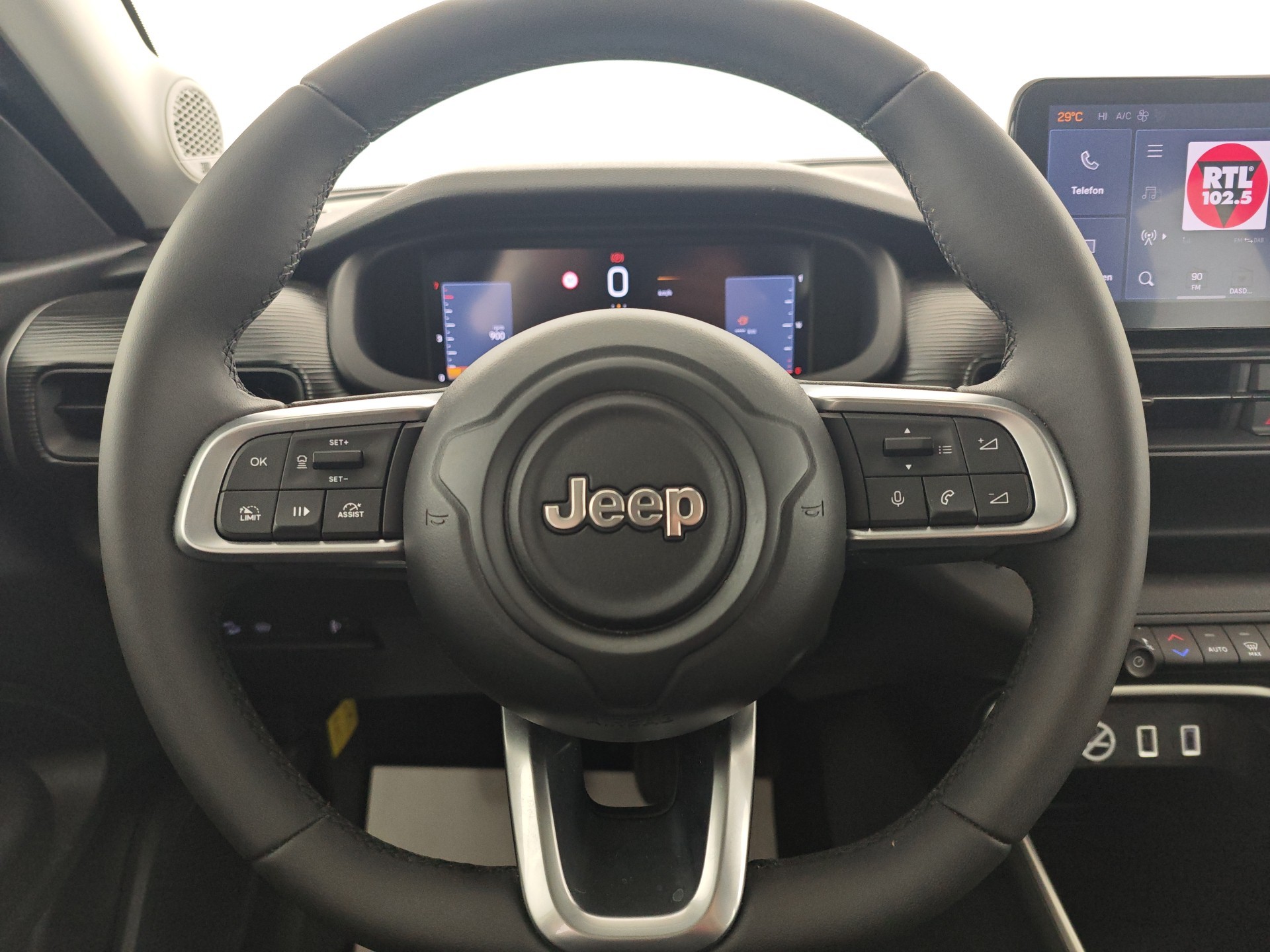
								Jeep Avenger 1.2 101cv full									