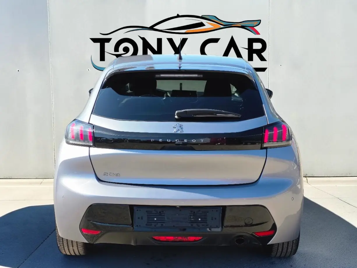 
								Peugeot 208 1.5 100cv full									